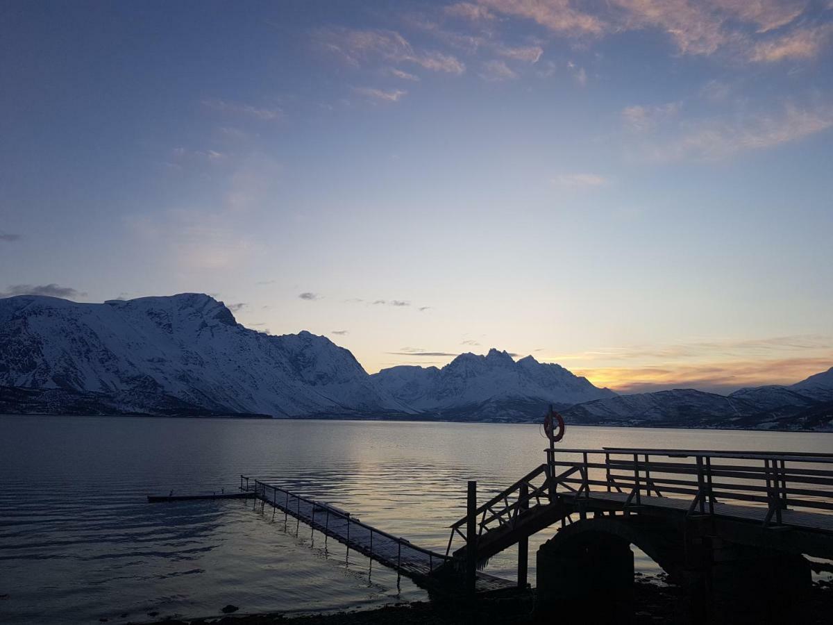 Sjursnes Fjordferie Appartement Buitenkant foto