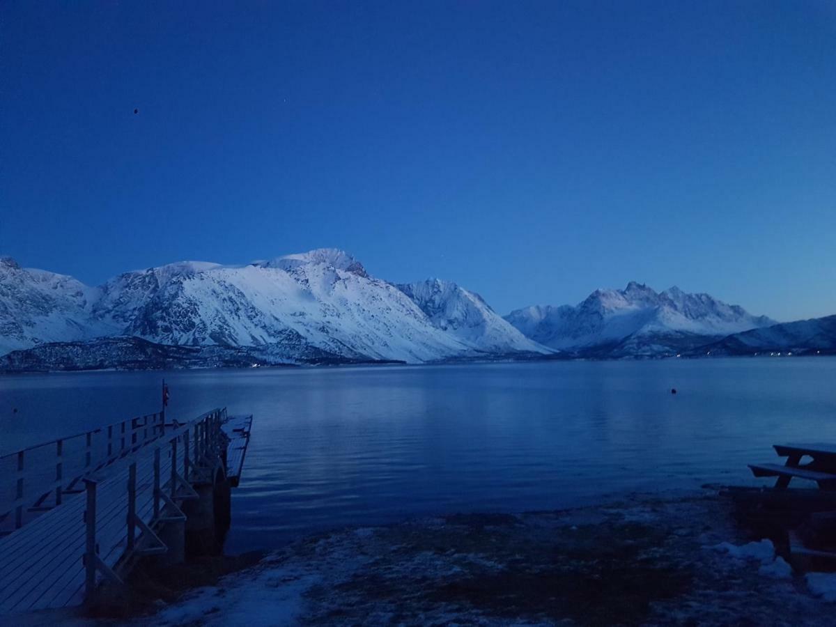 Sjursnes Fjordferie Appartement Buitenkant foto